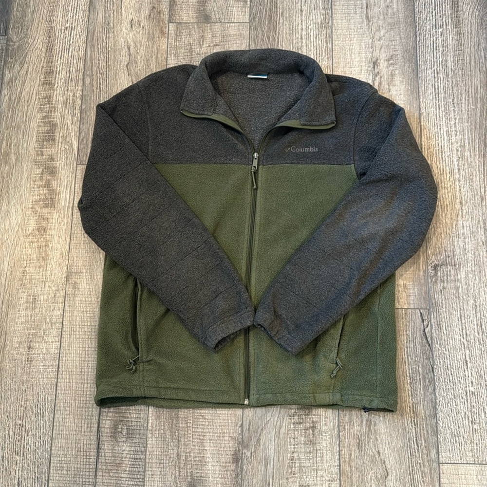 Columbia men’s fleece jacket